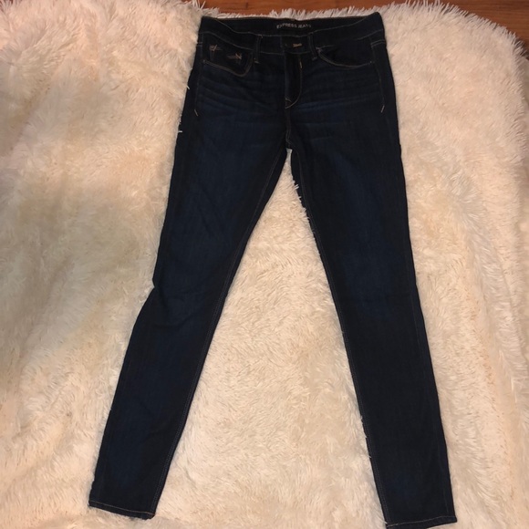 Express Mid Rise Dark Wash Legging Jeans, size 4 - Picture 2 of 4
